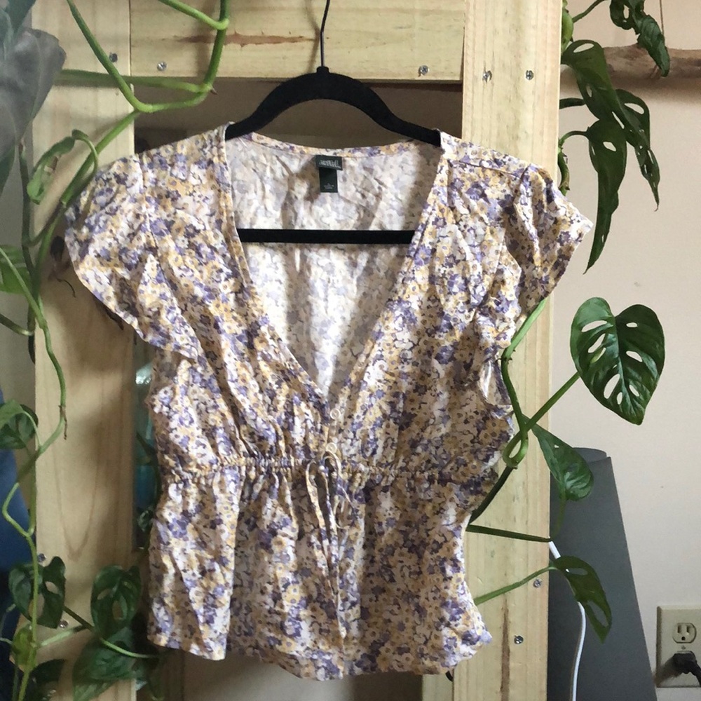 Floral tie front blouse